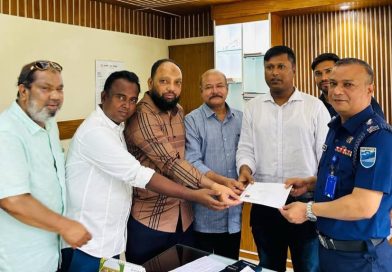 রাস্ট্র কাঠামো মেরামতে তারেক রহমানের ৩১ দফার নোট বুক বিতরণ বিএনপির